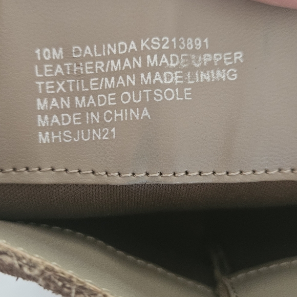 Kensie Women's Dalinda Tan High Buckle Boots Size 10 - Picture 2 of 10